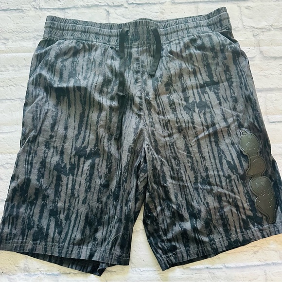 Disney Other - Disney Villains Shorts M | Gray & Black Woodgrain Drawstring Patch Detail